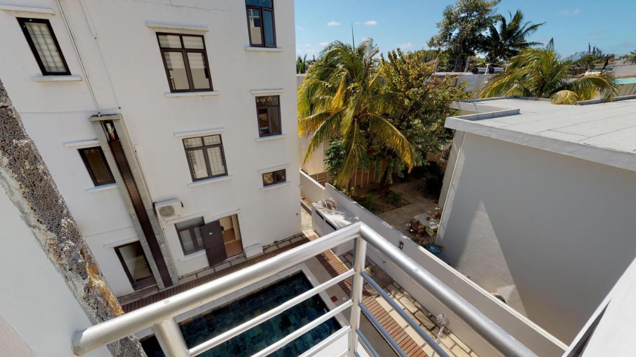 Penthouse - Private Roof Terrace - Sea & Mountain View Apartment Grand Baie Exterior foto
