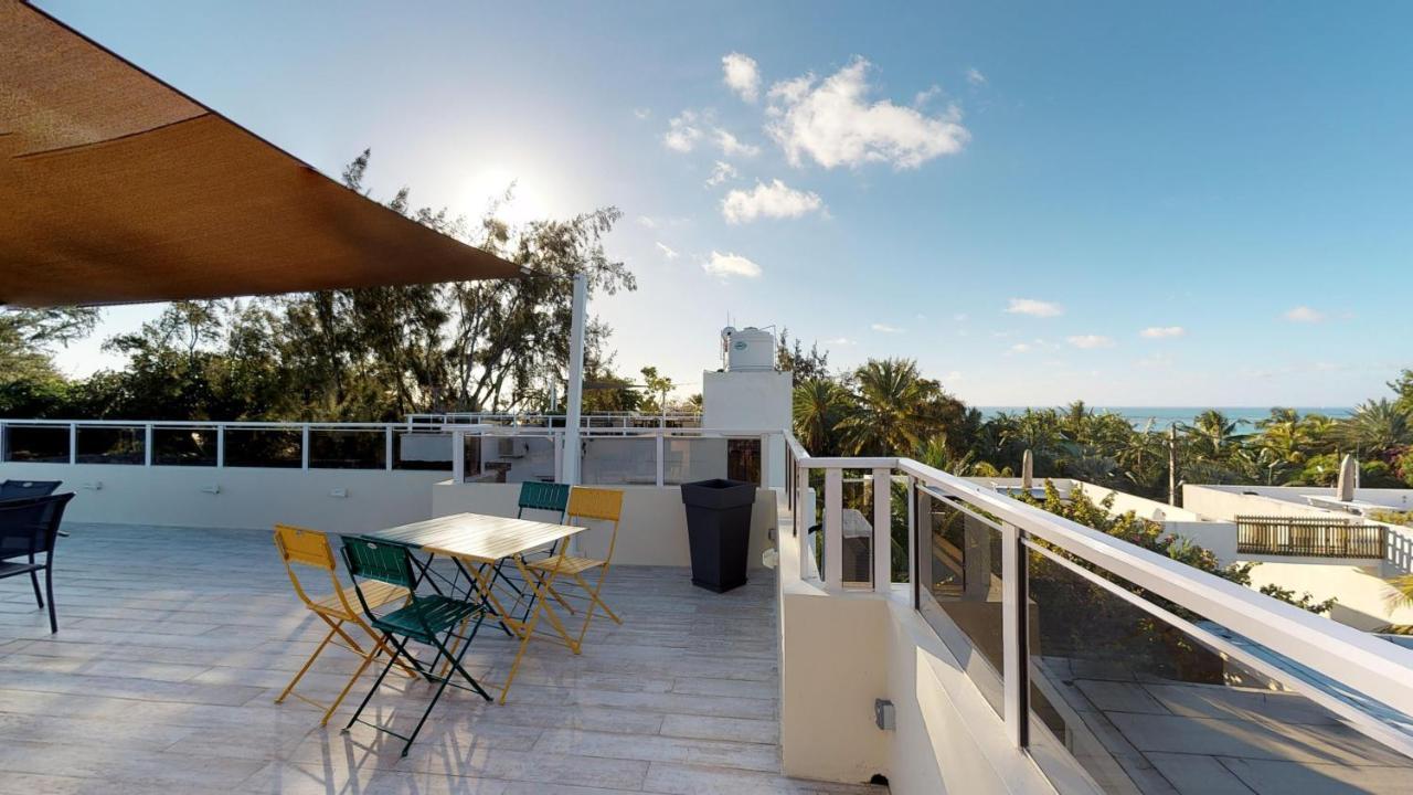 Penthouse - Private Roof Terrace - Sea & Mountain View Apartment Grand Baie Exterior foto