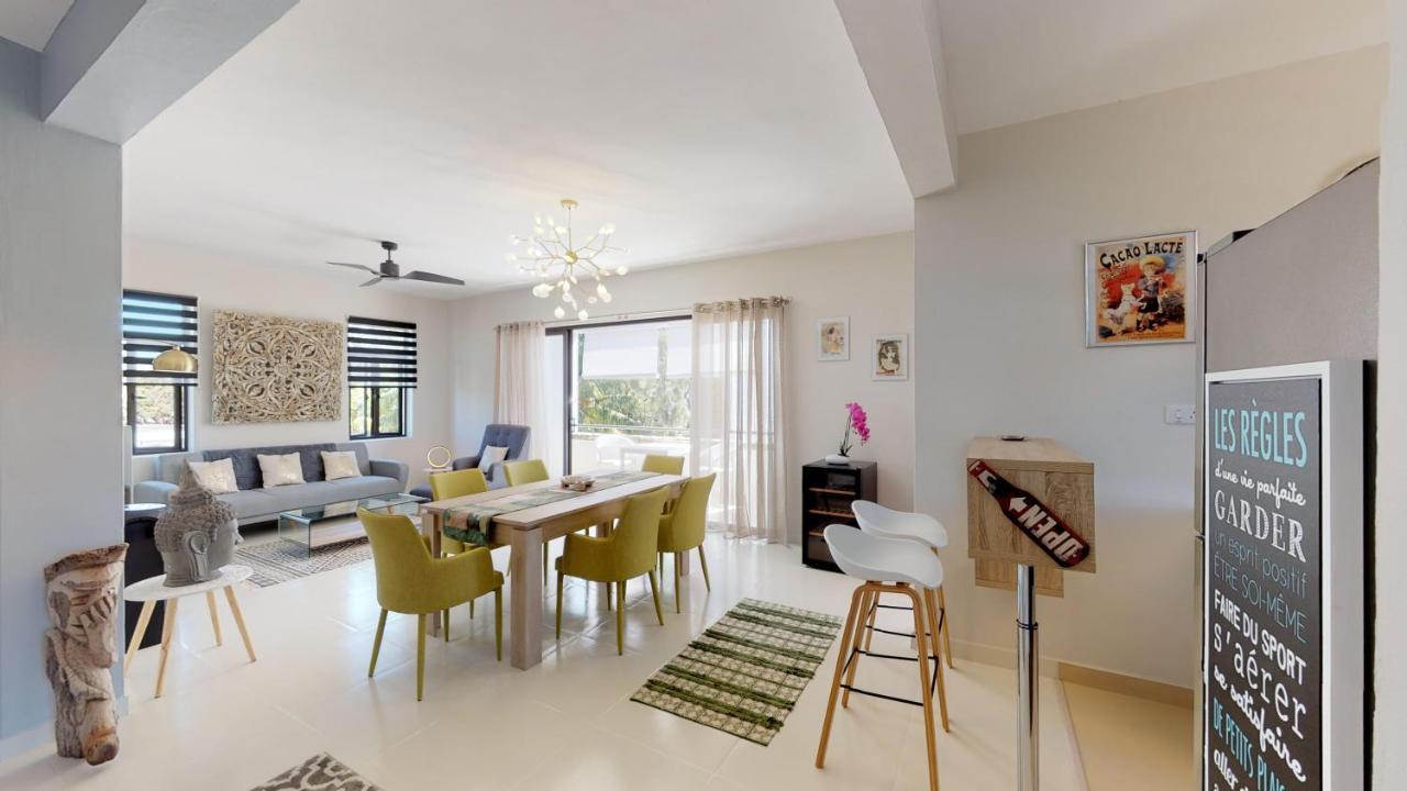 Penthouse - Private Roof Terrace - Sea & Mountain View Apartment Grand Baie Exterior foto